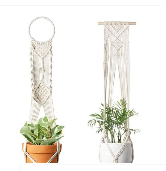 W. 4 Pack - Macrame Plant Hangers & Shelf